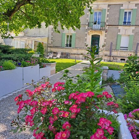 La Metairie Au Milieu Des Vignes Apartment Reaux Exterior photo